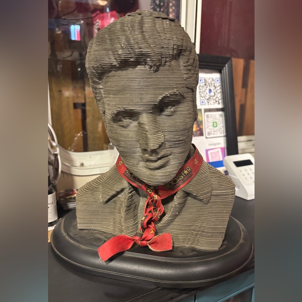 3D Sculpture Challenging Layer Puzzle Elvis Pressley